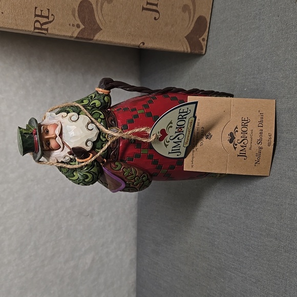 Jim Shore Irish Santa Figurine, 2010 - Picture 7 of 9